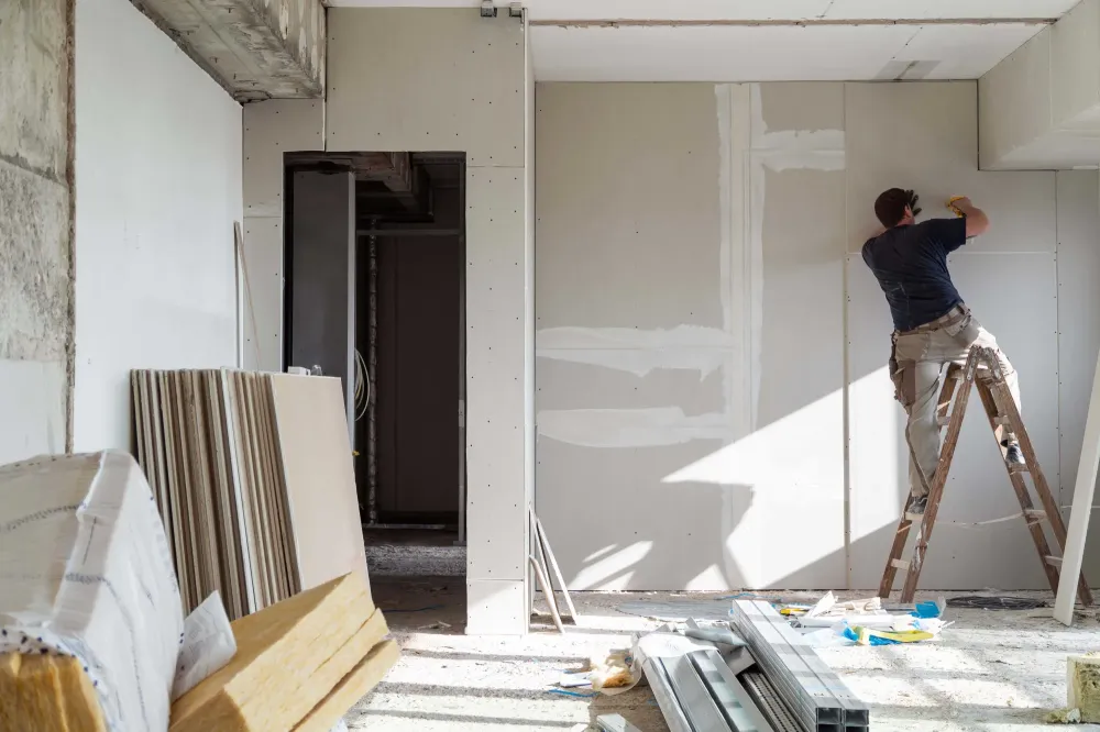 chantier-pose-cloison-interieure.jpg